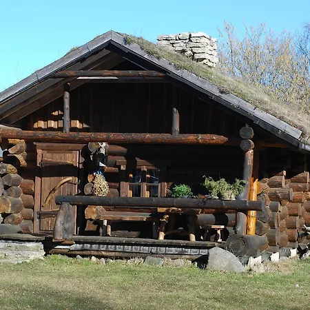 山林小屋 Pahkli Holiday House