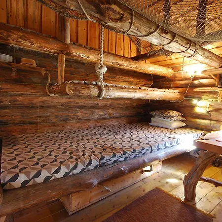 Pahkli Holiday House 山林小屋